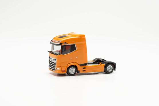 DAF XG Zugmaschine, orange