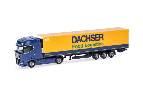 DAF XG+ Gardinenplanen-Sattelzug Dachser Intelligent Logistics (Bayern/Kempten)