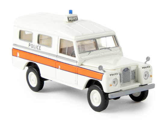 Land Rover 109 geschlossen Po